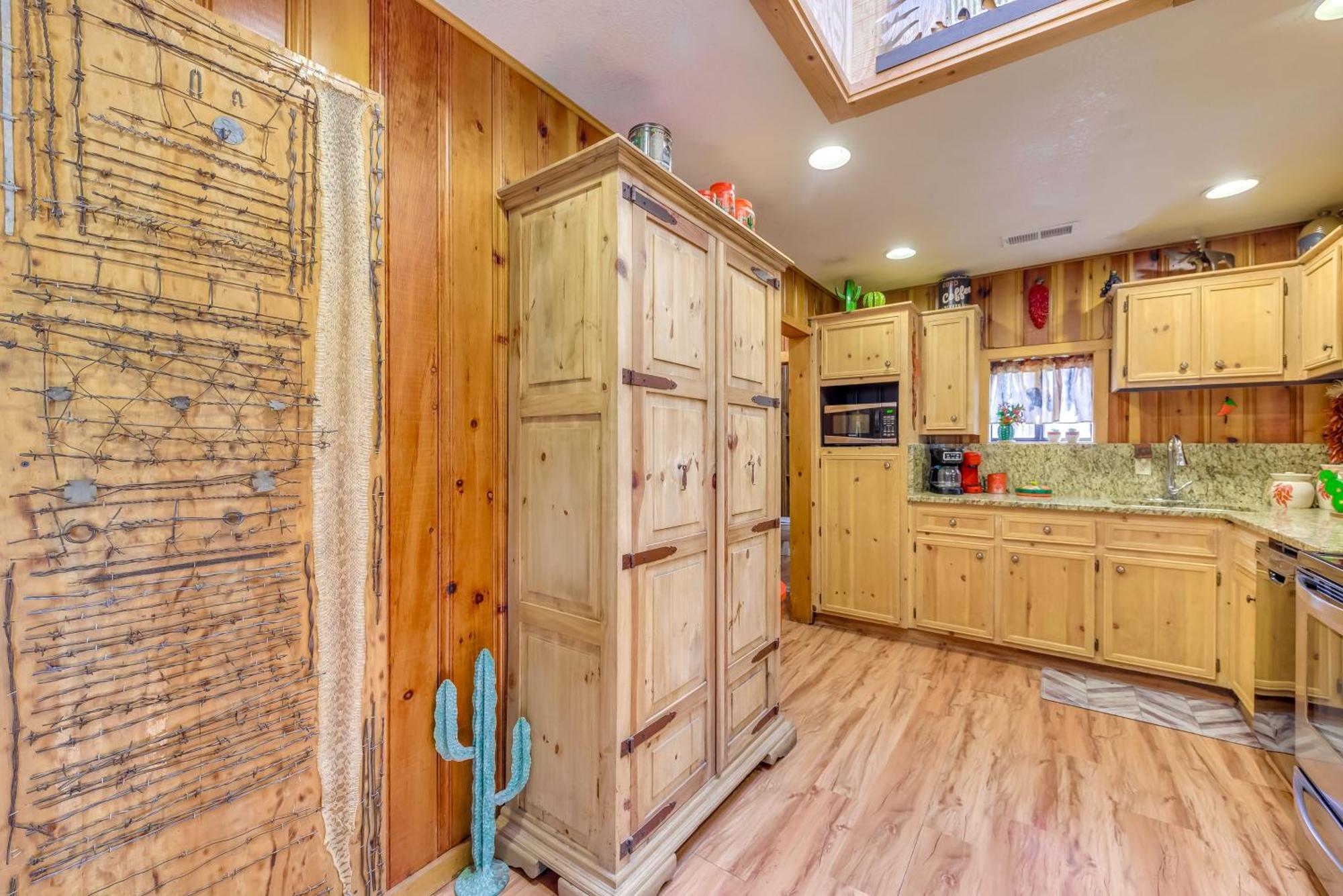 Unique Bear Country Cabin In Ruidoso With Hot Tub! Exterior foto